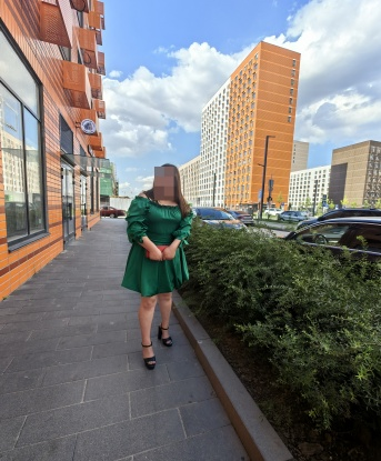 Встречусь с тобой в Москве и доставлю тебе незабываемое удовольствие. Я искусная спутница, готовая сделать твои фантазии реальностью. У меня широкий спектр услуг, которые я предоставляю, и я с удовольствием поделюсь ими с тобой. Мои клиенты всегда говорят о моей невероятной красоте и умении угодить им. Позаботься о себе и доверься моим магическим рукам. Загляни в мои фото, чтобы увидеть, насколько я прекрасна. Я жду тебя в Москве, чтобы сделать твою ночь незабываемой. 💋💫 София